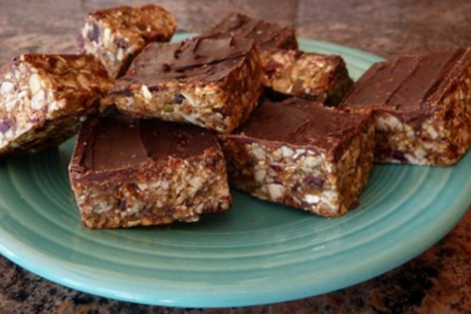 Notch-It-Up Homemade Power Bars | Denver Health Medical Plan