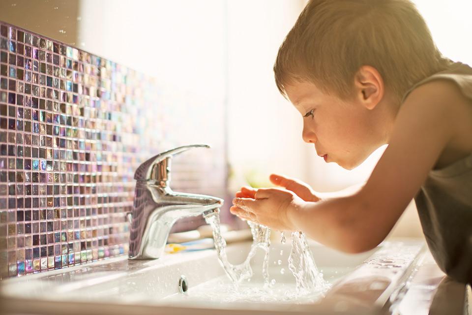 Kid drinking water