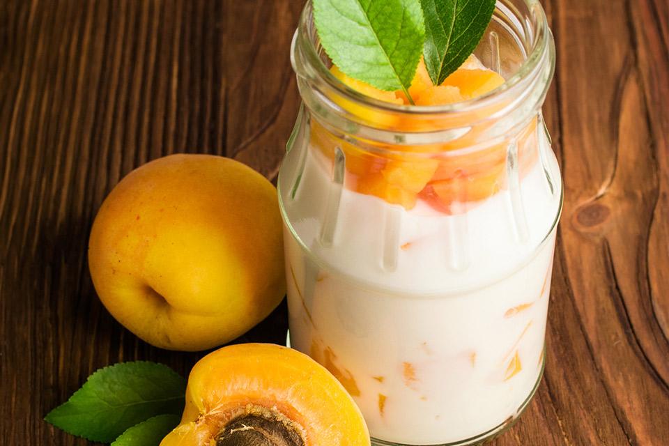 Frozen Nectarine Yogurt